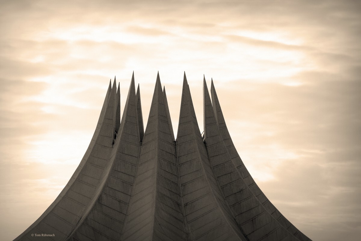 stai-holm-berlin-wo-recht-zu-unrecht-wird-tom-ruebenach